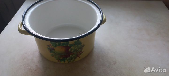 Кастрюля, ведро эмалир. сотейник
