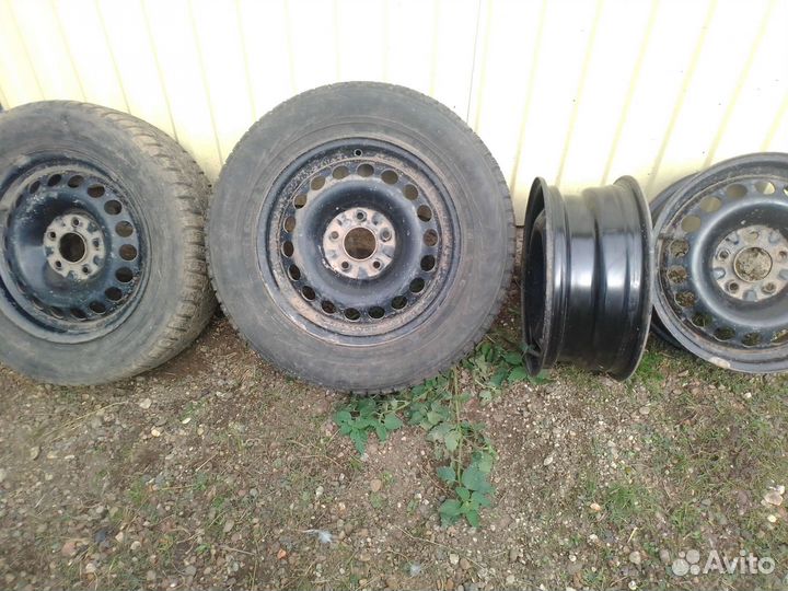 Штампованные диски r15