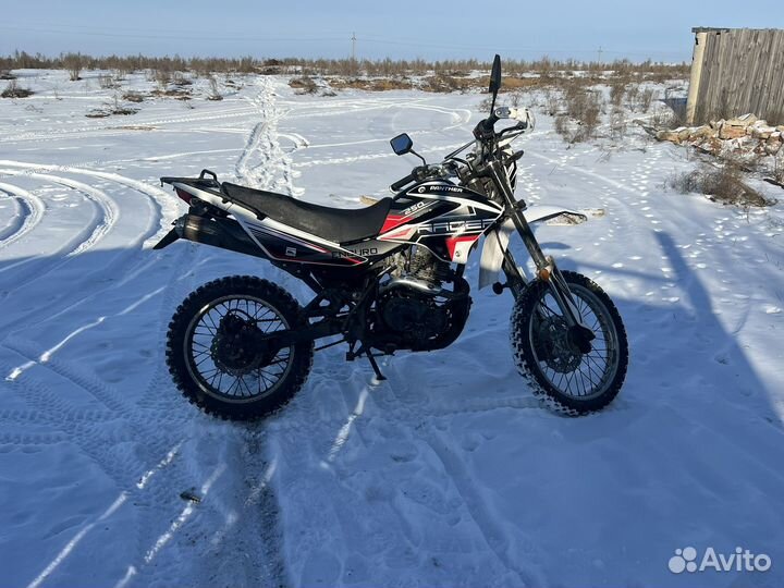 Racer pantera 250 красный