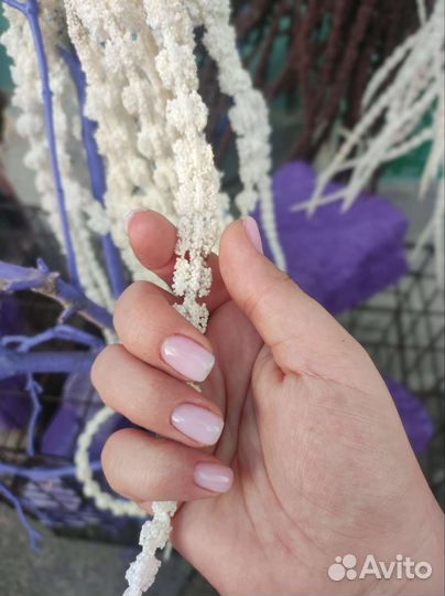 Модель на маникюр