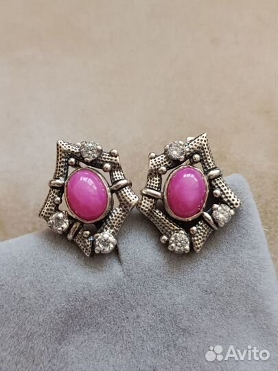 Серебряные серьги со звездчатой шпинелью