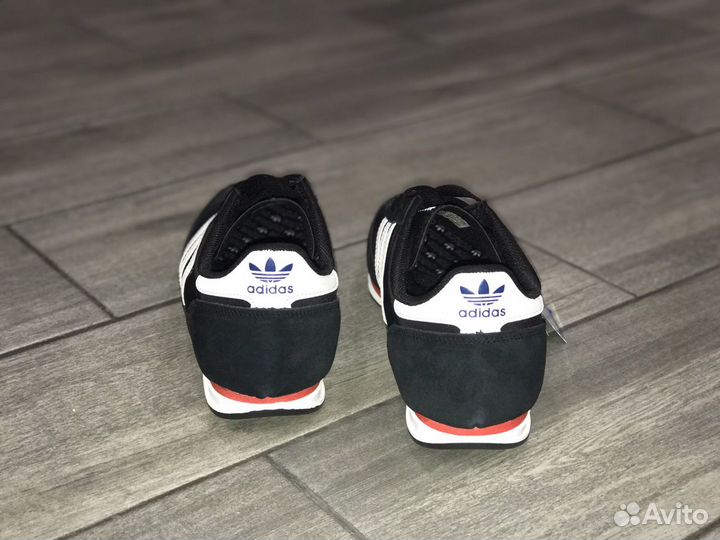 Кроссовки adidas SL 76