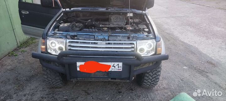 Фары Pajero 2