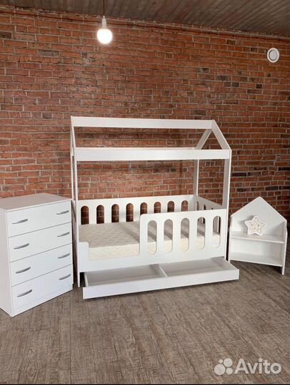 Кровать домик в наличии с доставкой