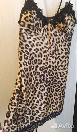 Шелковая ночная сорочка