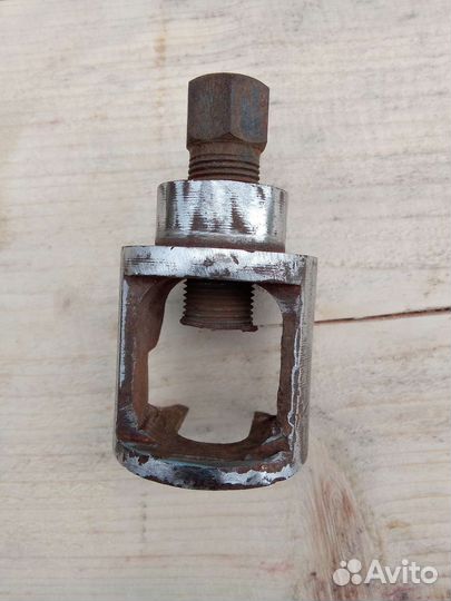 Съëмник рулевых тяг