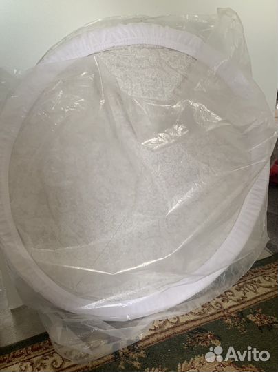 Продам матрас детский круглый новый