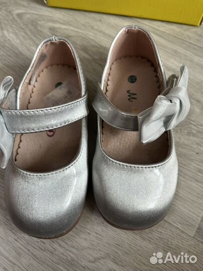 Туфельки для девочки