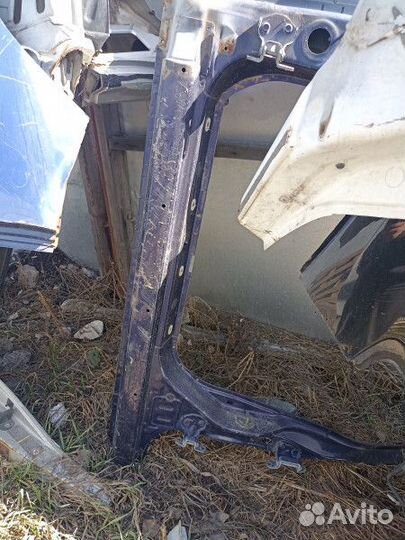 Порог со стойкой левый Subaru Legacy 3