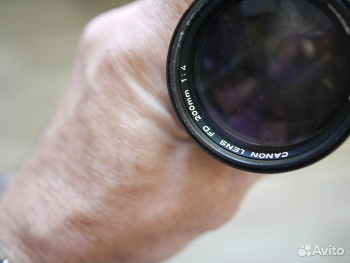 Canon FD 200mm F4 мануальный светлый телевик