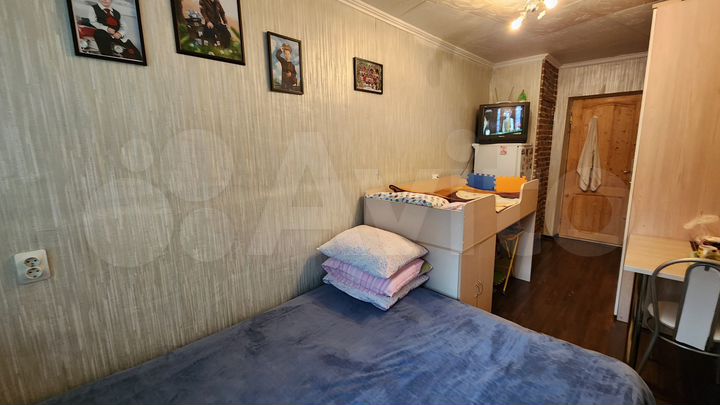 Комната 12 м² в 5-к., 2/5 эт.