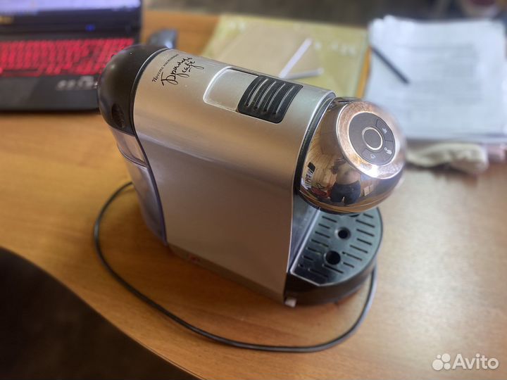 Кофемашина капсульная Kaffit RC-1802