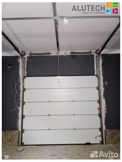Гаражные ворота alutech