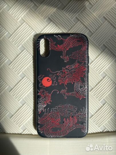 Чехлы на iPhone X и на iPhone 11