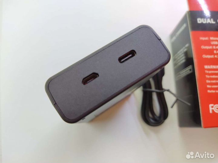 Зарядка для аккумулятора Canon LP-E17 двойная