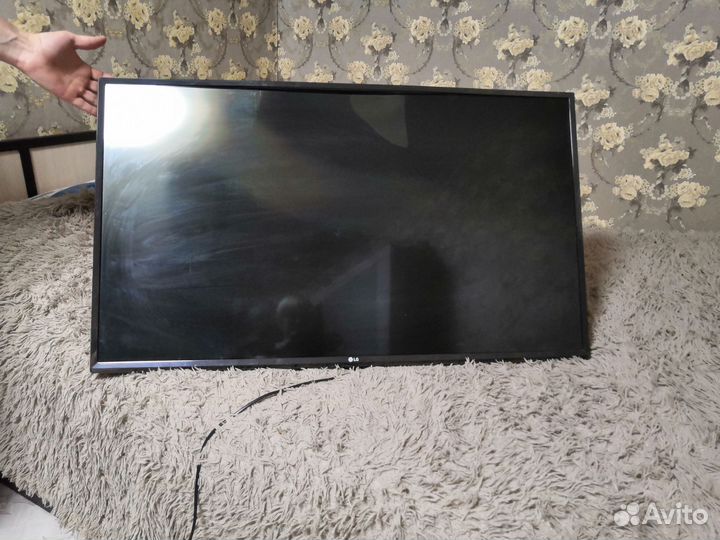 Телевизор LG SMART tv 43 б/у