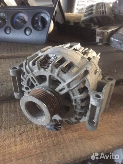 Генератор LADA X-RAY 2622171A