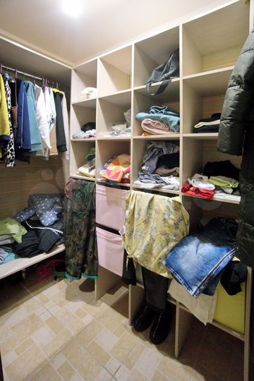 3-к. квартира, 119 м², 12/16 эт.