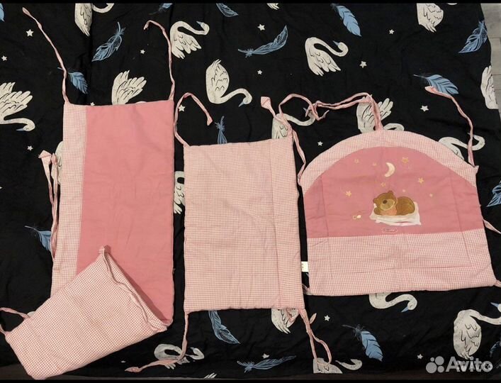 Бортики в кроватку