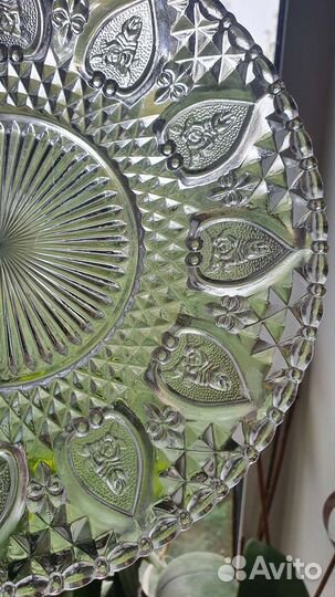 Тарелка блюдо пресс стекло