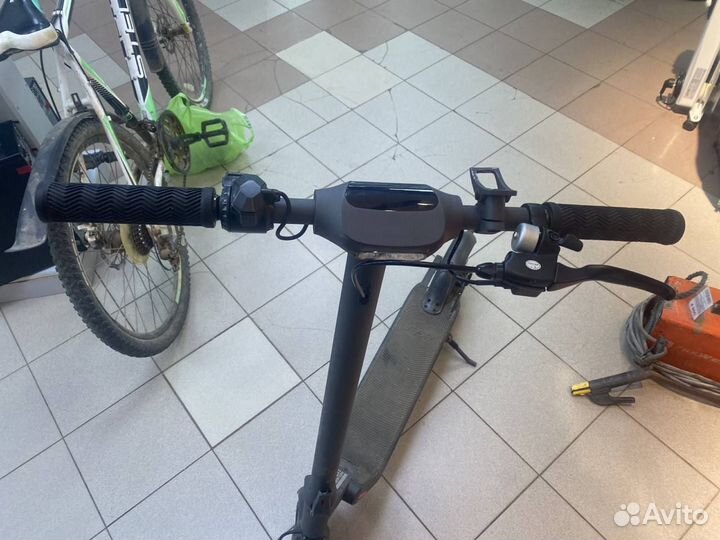 Самокат Acer ES series 3 В143