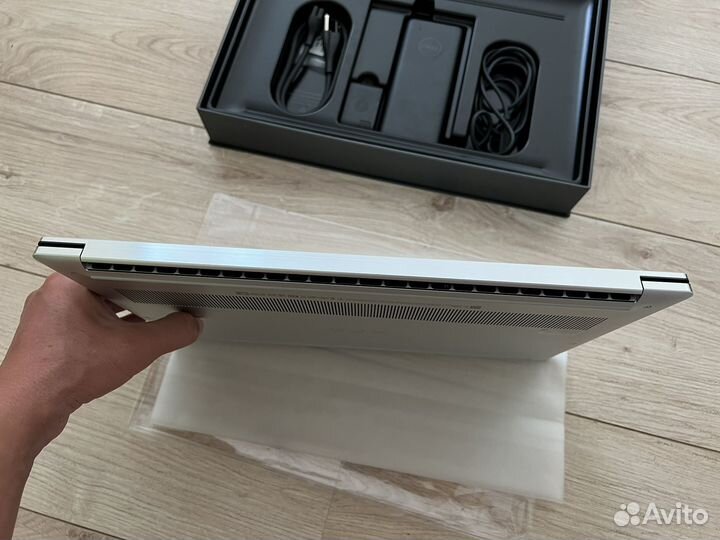 Dell XPS 15 9520 i7-12700H/16GB/512GB/3050/oled