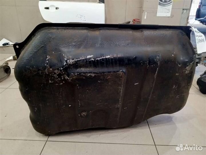 Бак топливный Toyota Land Cruiser