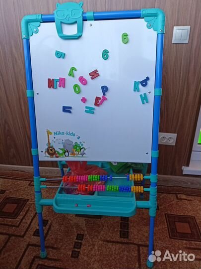 Мольберт двухсторонний продам