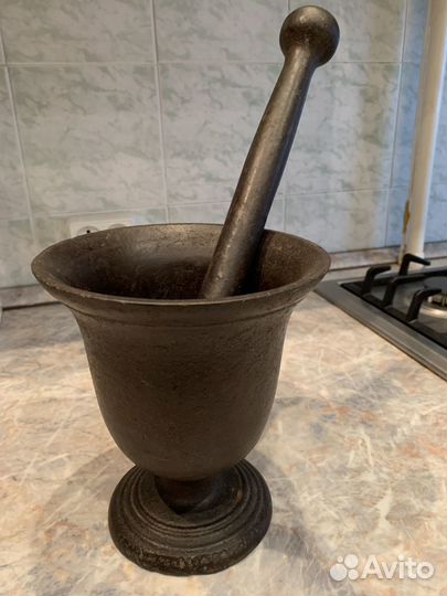Старинная ступка и пестик