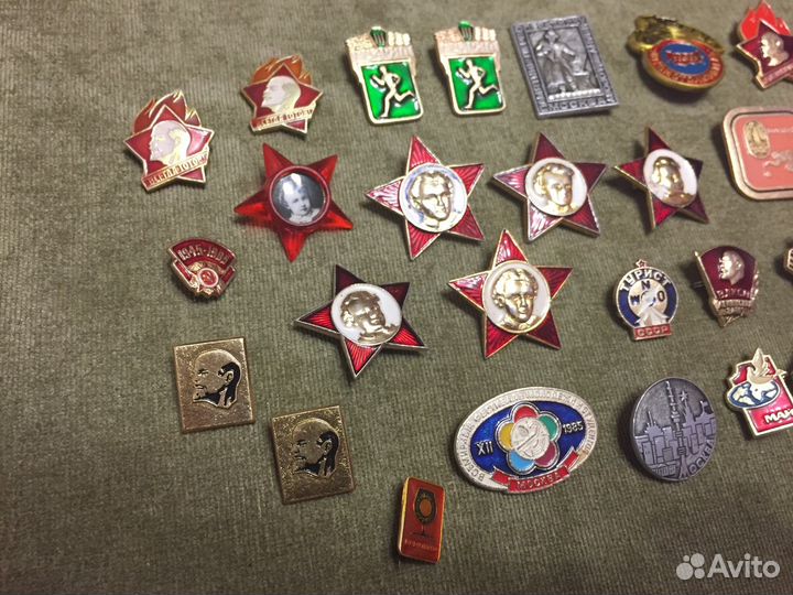Значки советских времён