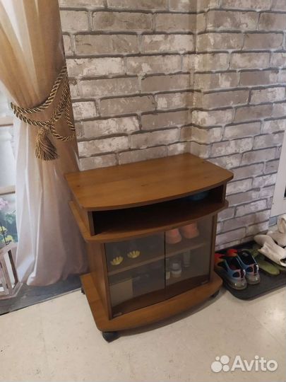 Полка на колесиках