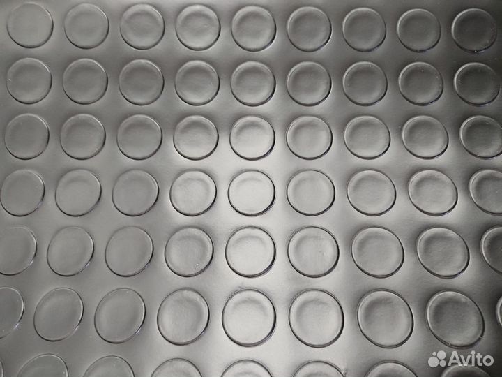 Автолинолеум Чёрный с пятачками