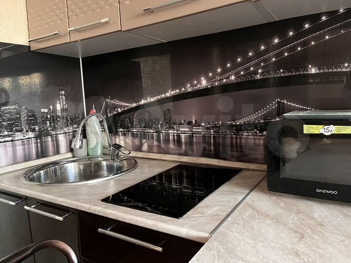 Комната 16 м² в 6-к., 1/5 эт.