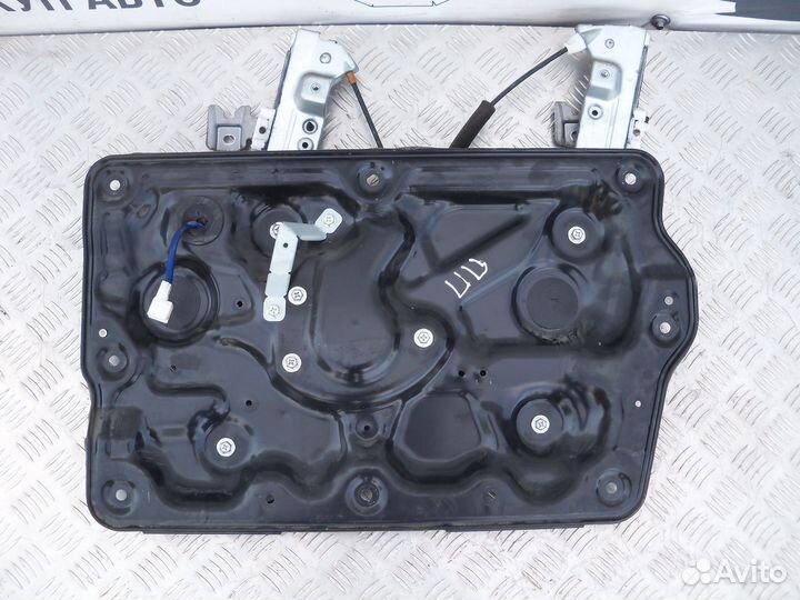 Стеклоподъёмник передний правый Nissan Teana J31