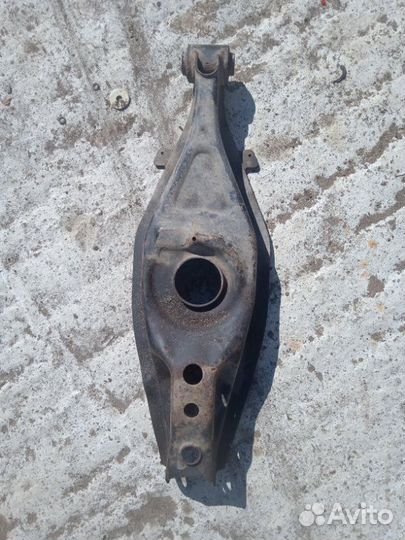 Рычаг подвески нижний задний Mercedes-Benz E