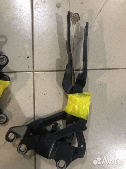 Петли капота Bmw 3 E90