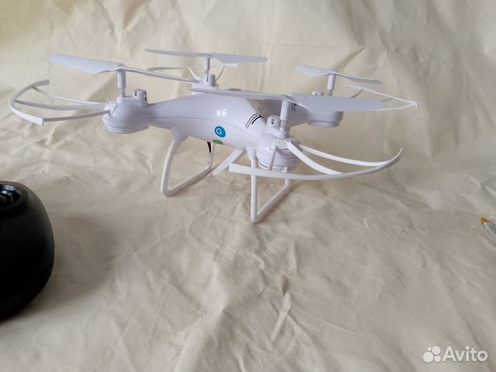 Kвадрокоптер arctic fox с камерой