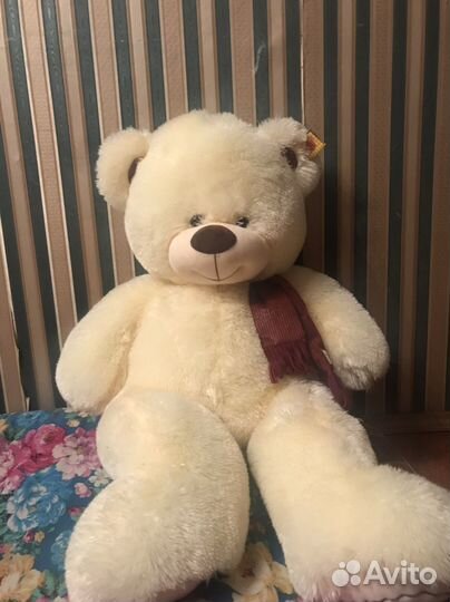 Большие плюшевые медведи