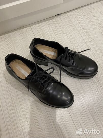 Ботинки Bershka 38 женские