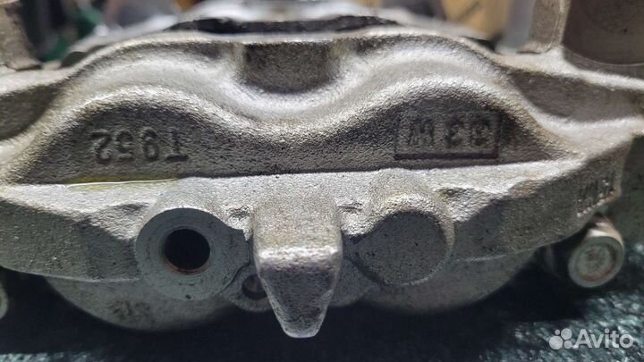 Суппорт передние и задние toyota Land cruiser 200