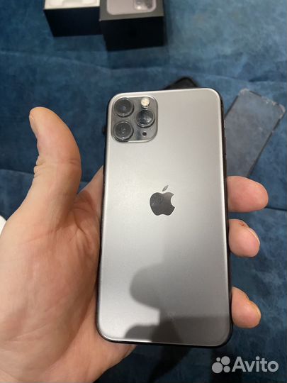 iPhone 11 Pro, 256 ГБ