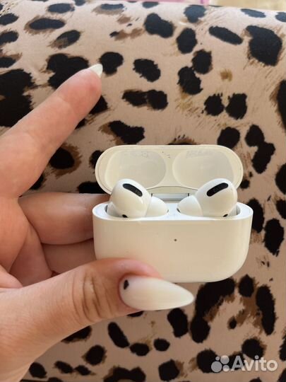 AirPods Pro б/у