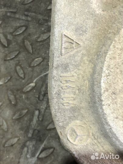 Рычаг задний правый нижний