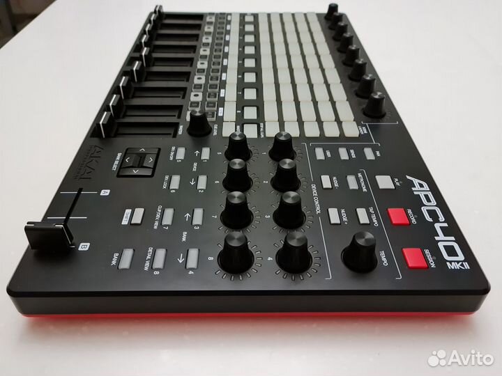 Midi-контроллер akai PRO APC40 mkii