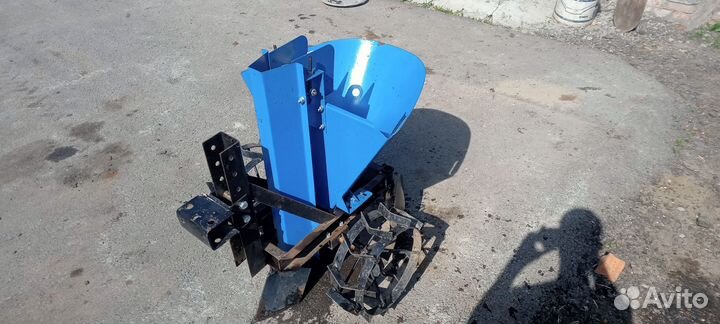 Картофелесажалка Пахарь ксм-1 2021