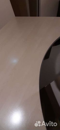 Стол полукруглый