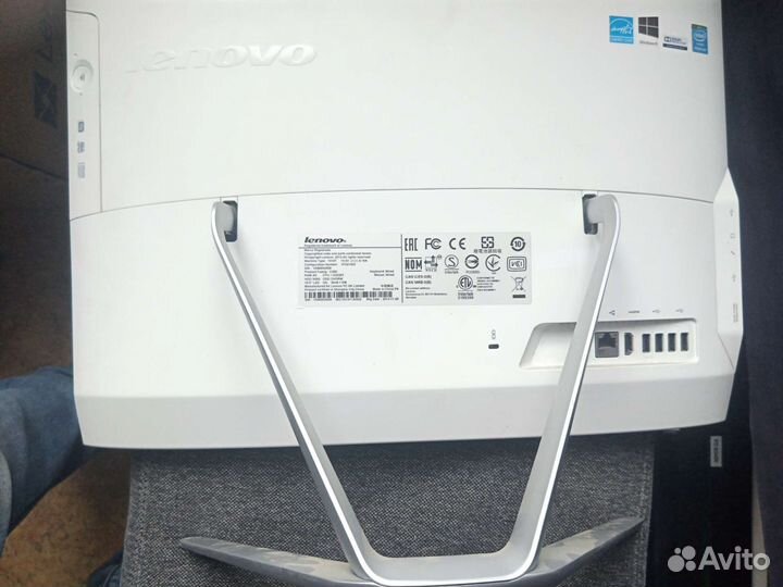 Моноблок Lenovo C360