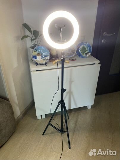 Продам кольцевую селфи лампу
