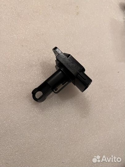 Расходомер дмрв Mitsubishi новый MR547077 оригинал