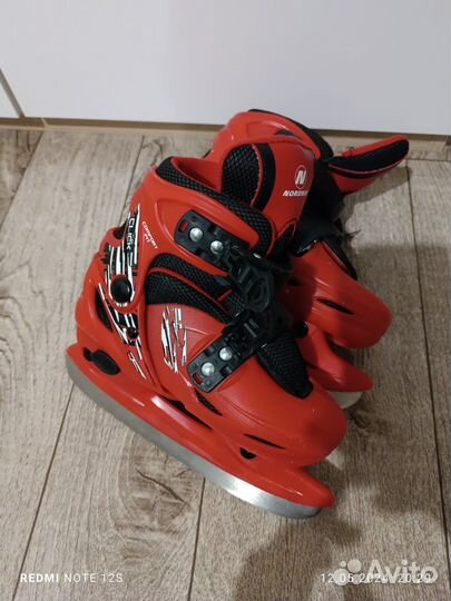 Коньки детские 30-33р